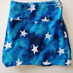Wonder Woman-Style short shorts with star print